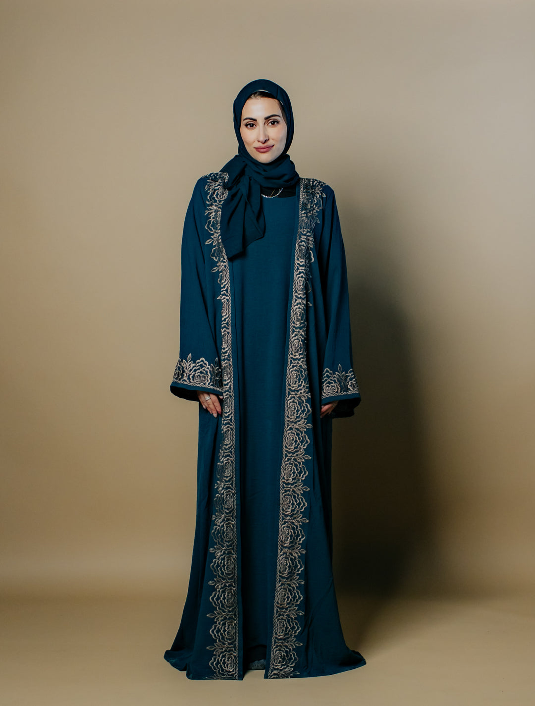 Yara Crepe Elegance Abaya