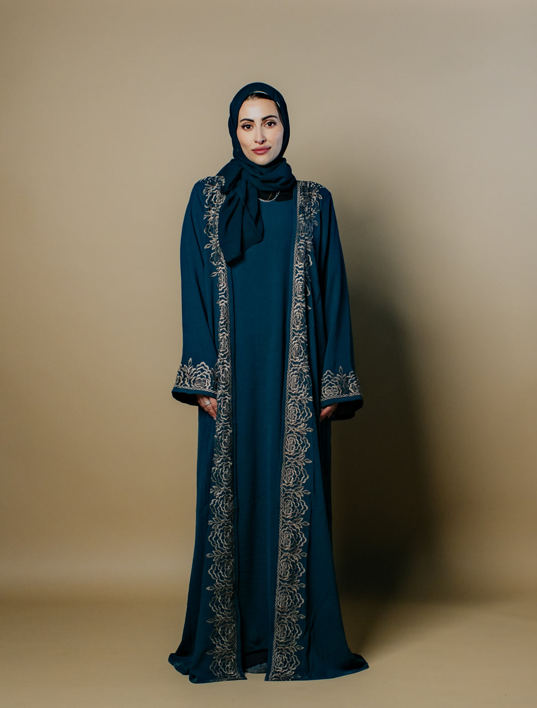 Yara Crepe Elegance Abaya