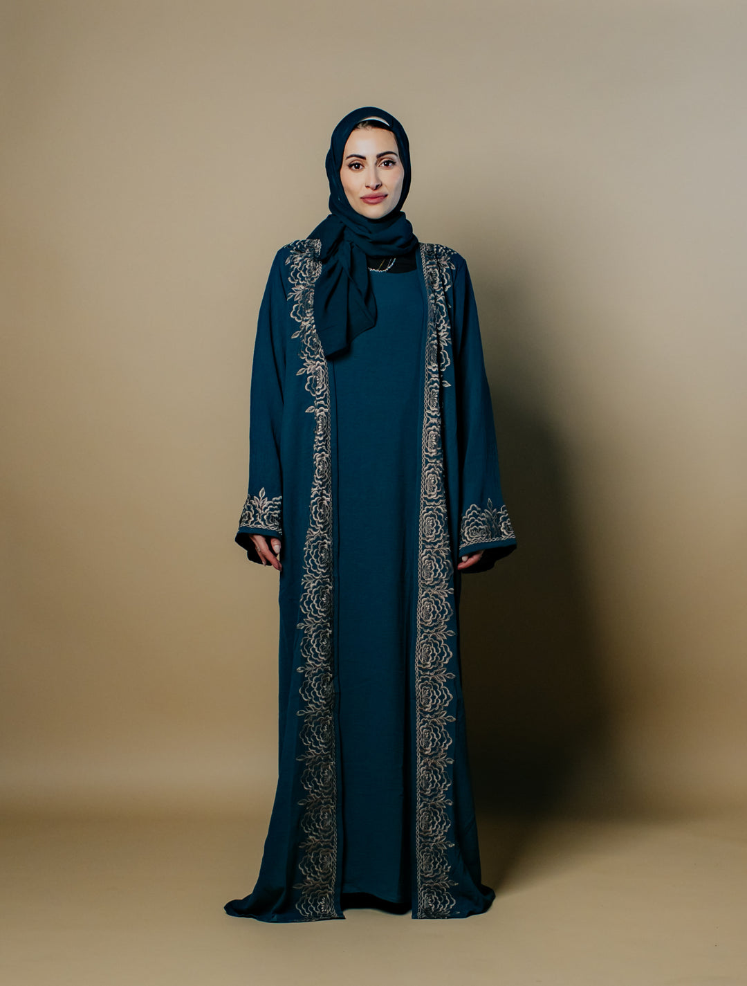 Yara Crepe Elegance Abaya