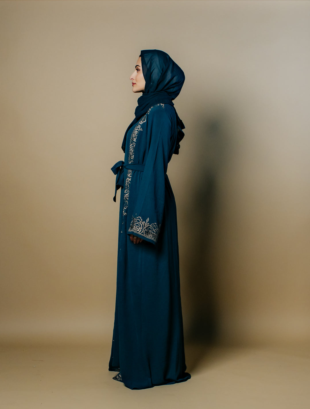 Yara Crepe Elegance Abaya