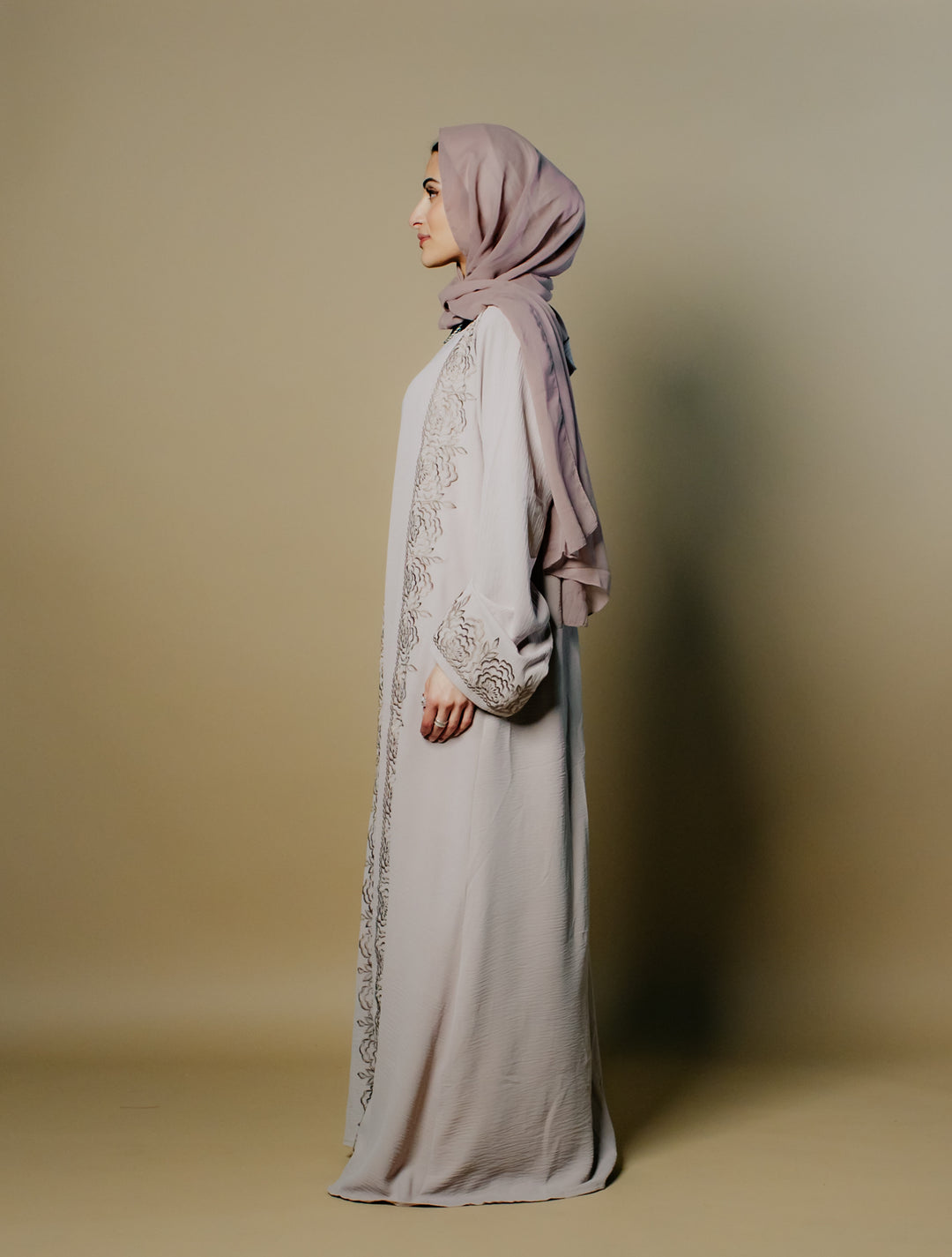 Yara Crepe Elegance Abaya