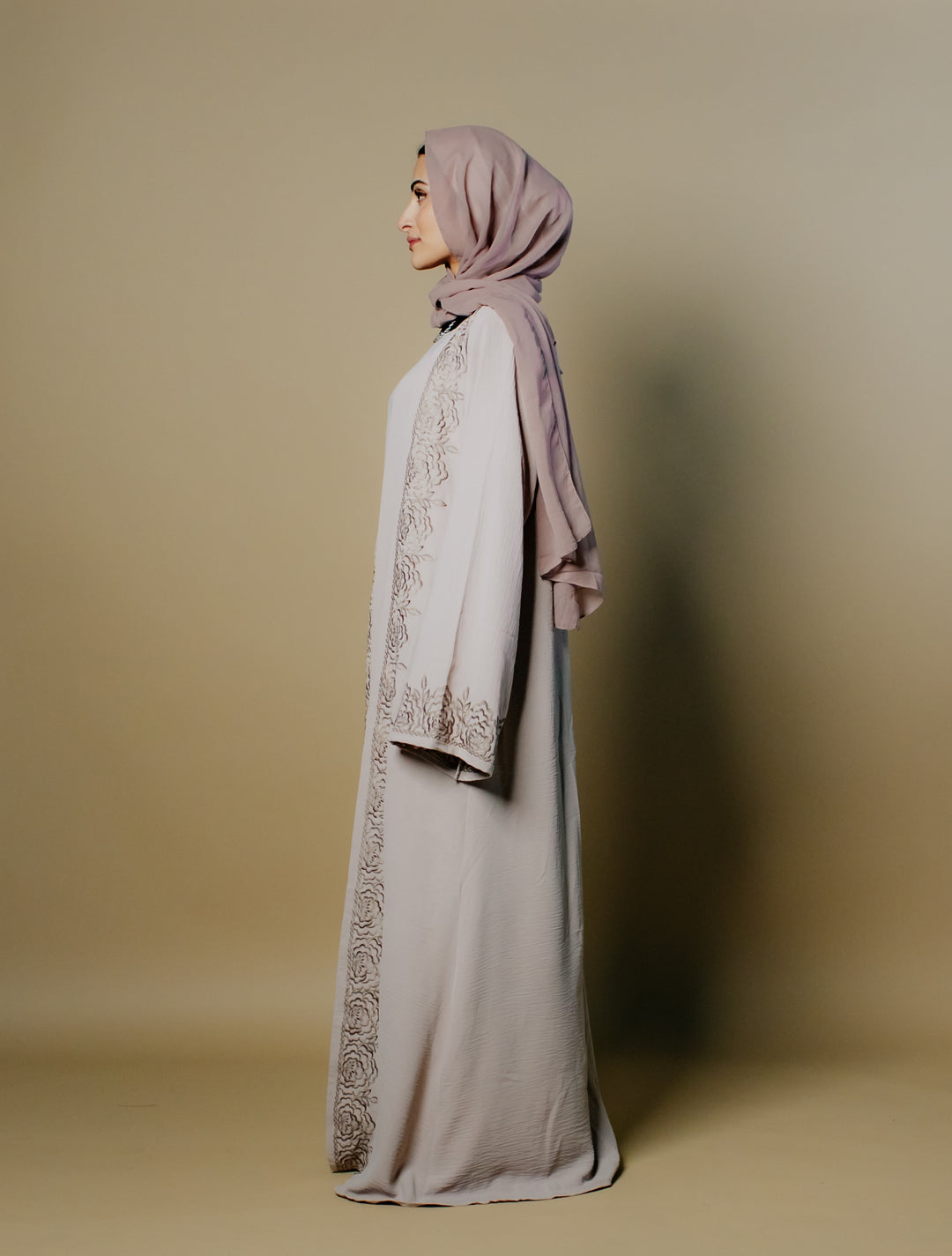 Yara Crepe Elegance Abaya