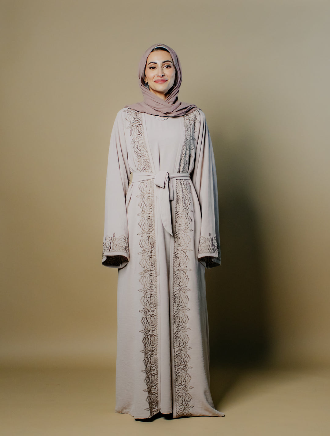 Yara Crepe Elegance Abaya