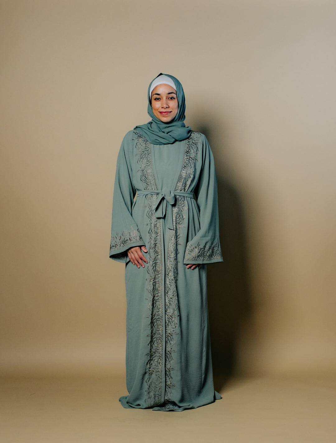 Yara Crepe Elegance Abaya