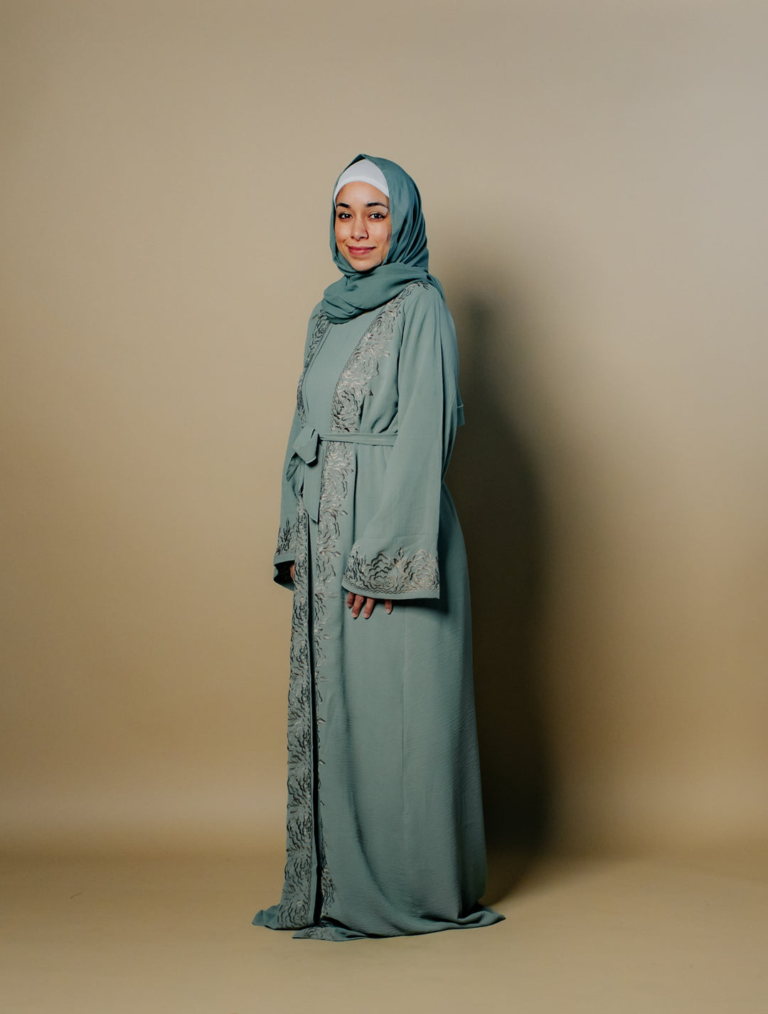 Yara Crepe Elegance Abaya