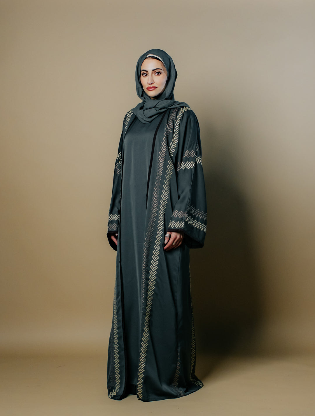 Serene Elegance Chevron - Three-Piece Ensemble Abaya