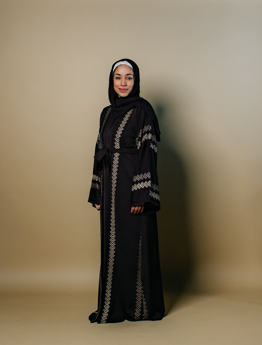 Serene Elegance Chevron - Three-Piece Ensemble Abaya