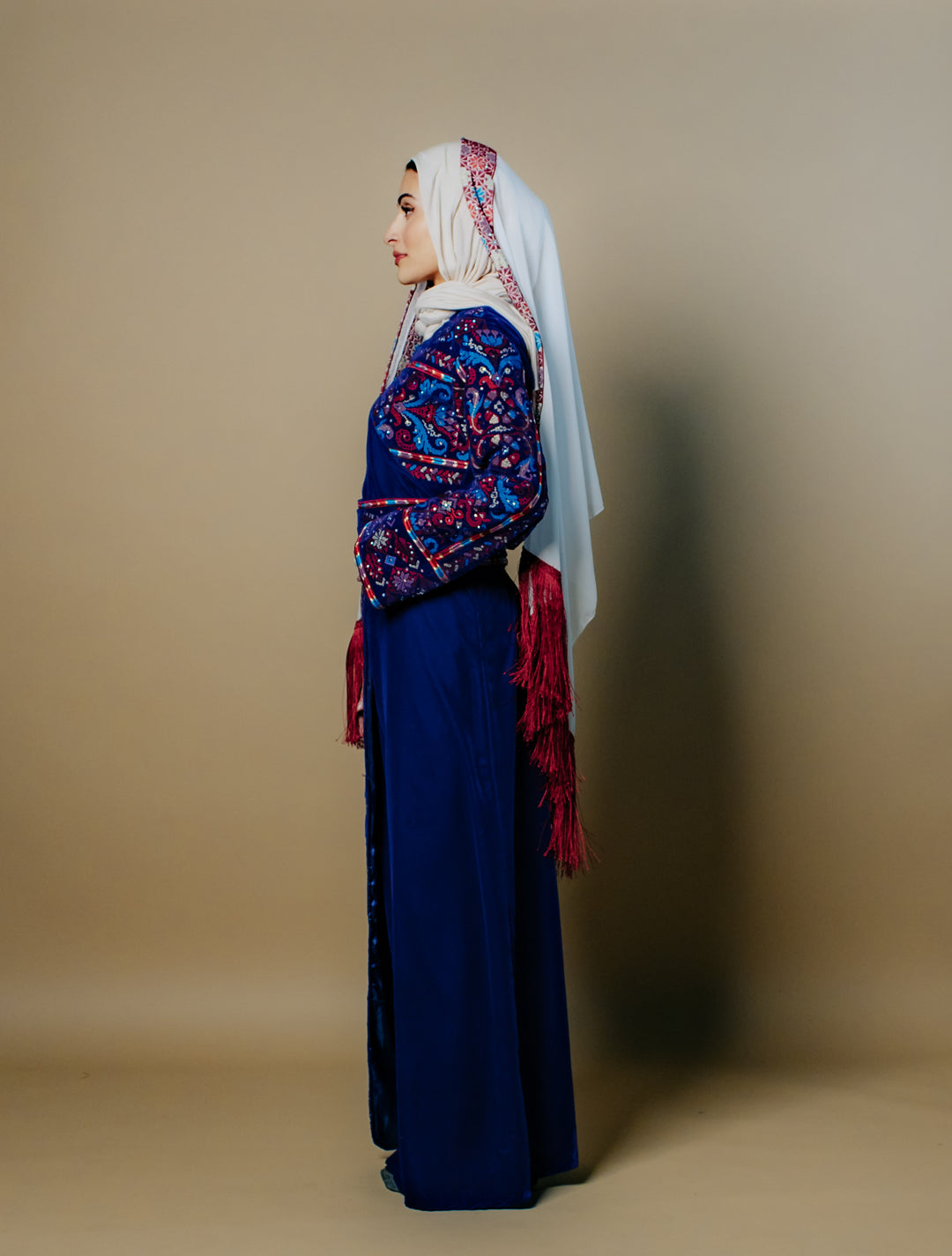 Isra Elegant Velvet Thobe with Detachable Skirt