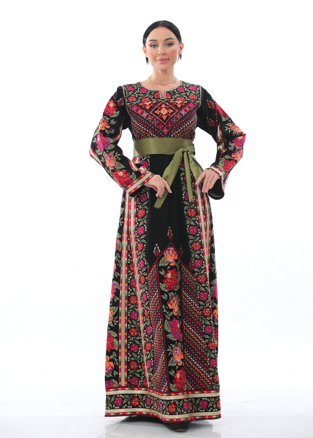 Amira Floral Embroidered Thobe