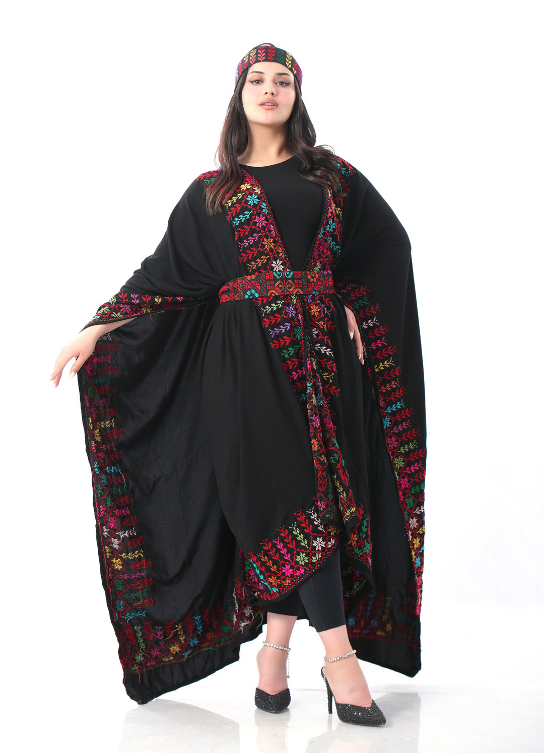 Lamia Tatreez Open Cape