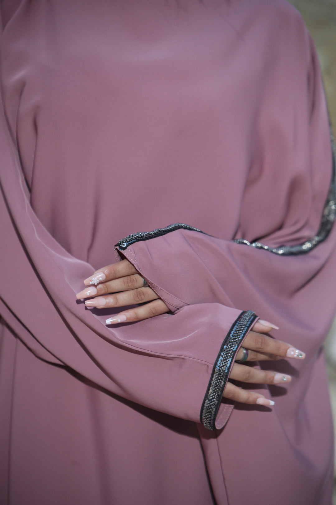 Maryam Asymmetrical Sleeve Abaya